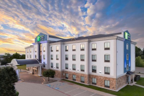 Holiday Inn Express & Suites - Denton North by IHG